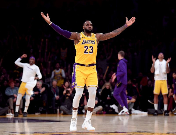 Lakers siguron Play Offin pas 7 viteve