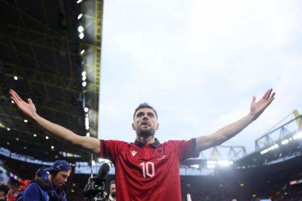 S’mjafton goli historik, Shqipëria pëson ndaj kampionit aktual