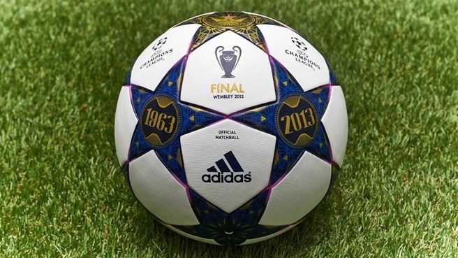 Topi zyrtar i finales
