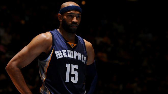 Vince Carter i 24-ti që kalon pragun