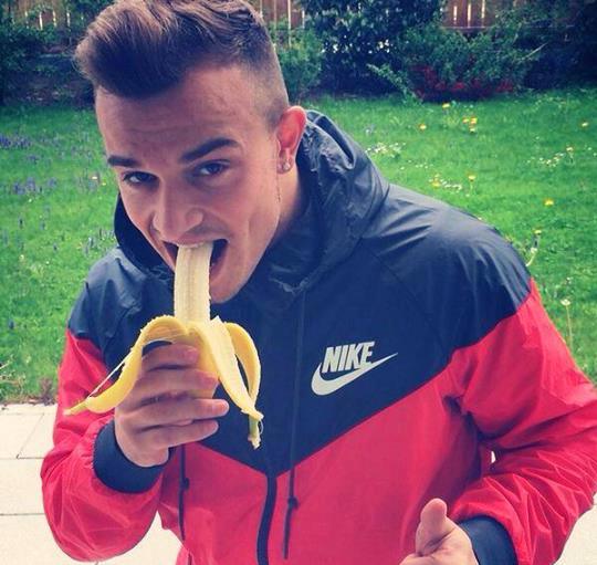Edhe Shaqiri kundër racizmit